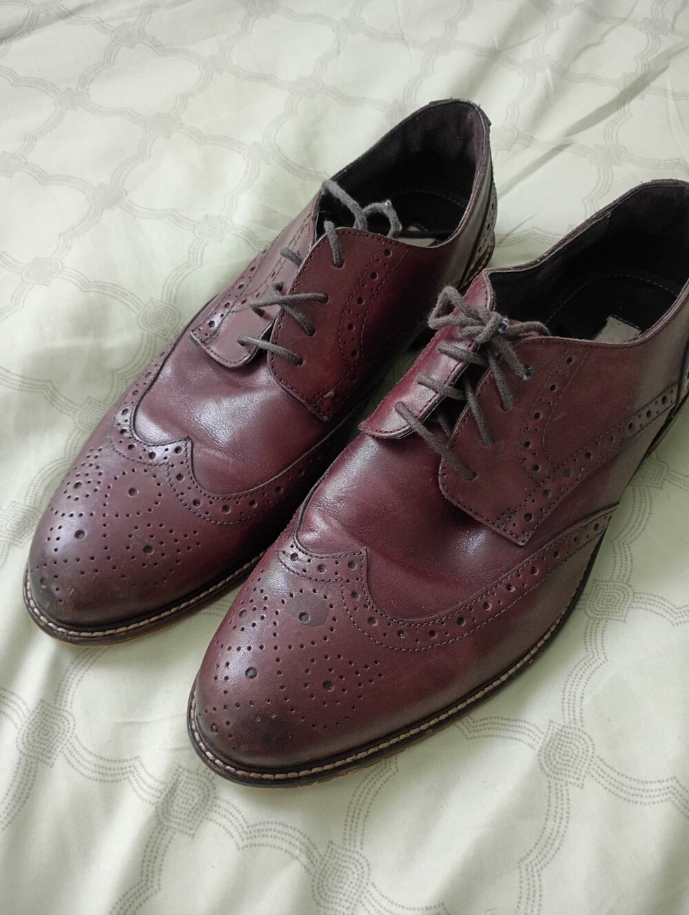 Joseph Abboud Burgundy Wingtip Derby Dress Shoes